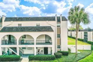 709 RUSSELL LANE 222, Brandon, FL 33510