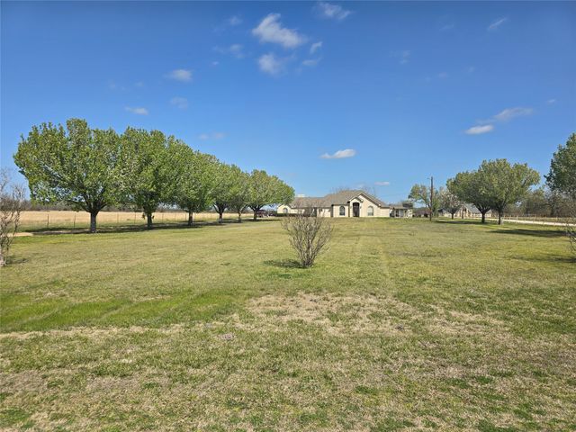 1544 County Road 1272, Deport, TX 75435