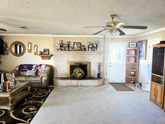 1544 County Road 1272, Deport, TX 75435