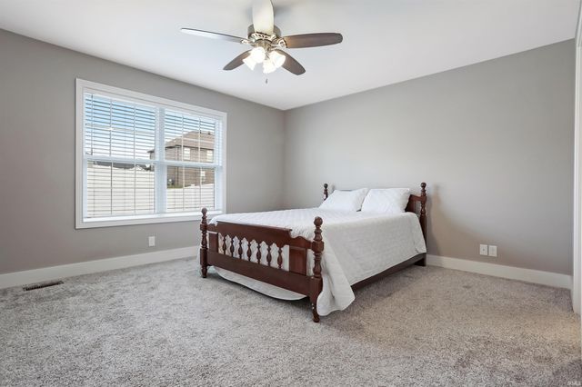 8142 Prescott Drive, Evansville, IN 47715