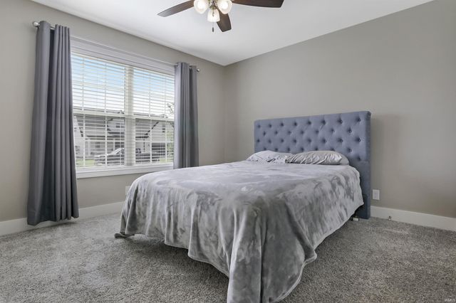 8142 Prescott Drive, Evansville, IN 47715