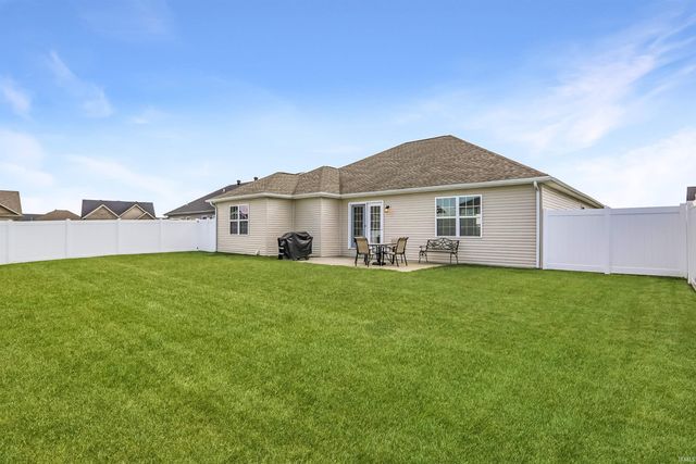 8142 Prescott Drive, Evansville, IN 47715
