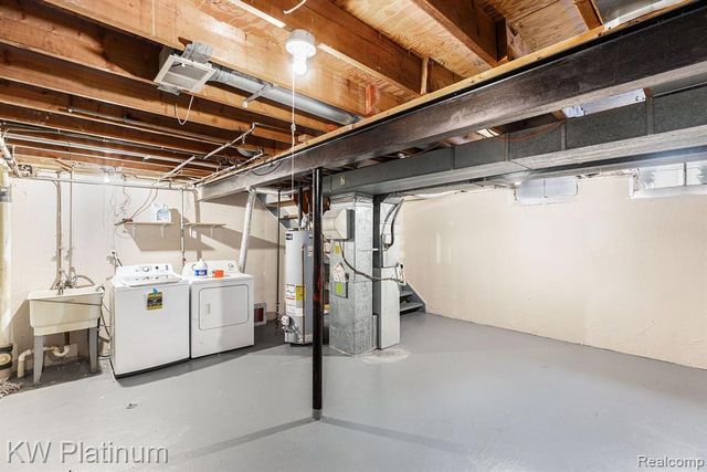 35213 Taffy Drive, Sterling Heights, MI 48312