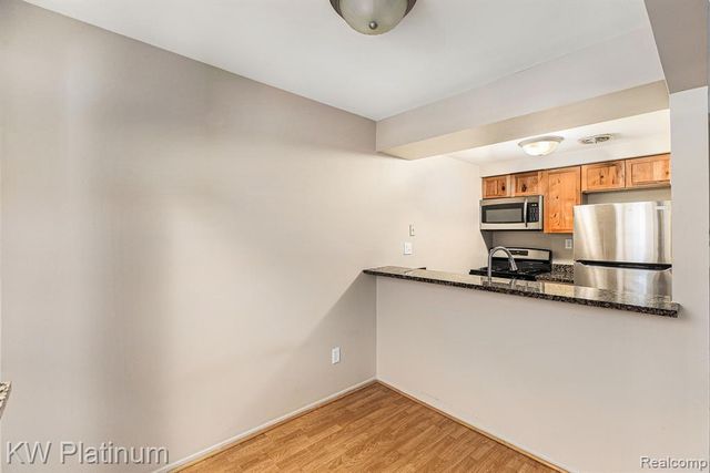 35213 Taffy Drive, Sterling Heights, MI 48312