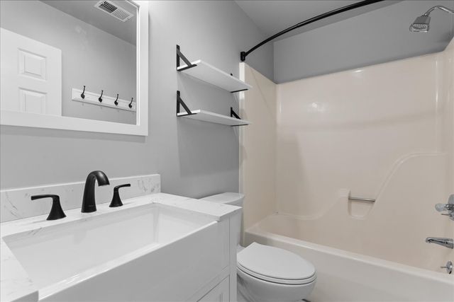 143 Devonshire Trl, Hendersonville, TN 37075