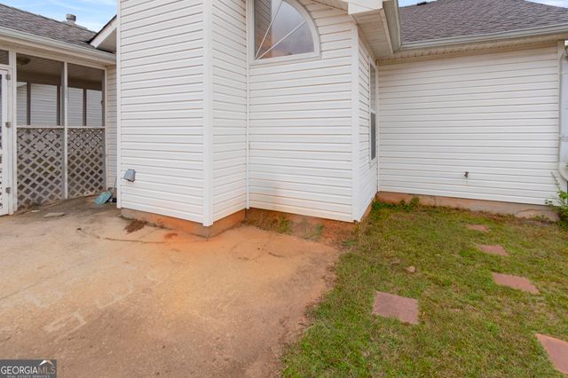 37 Greentree Drive, Newnan, GA 30265