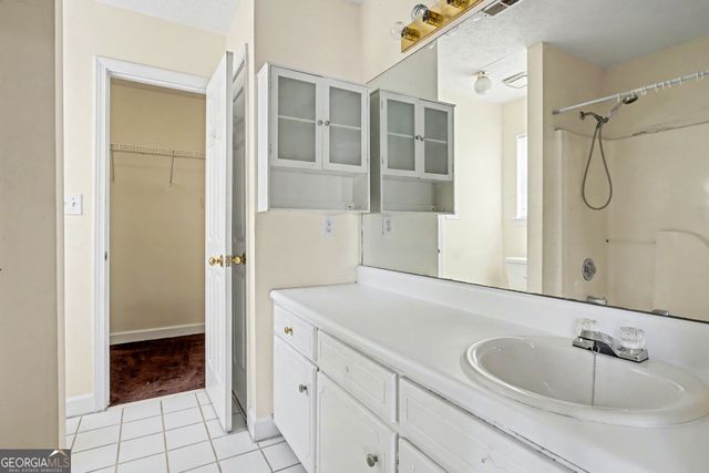 37 Greentree Drive, Newnan, GA 30265