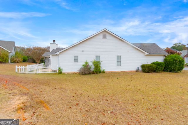 37 Greentree Drive, Newnan, GA 30265