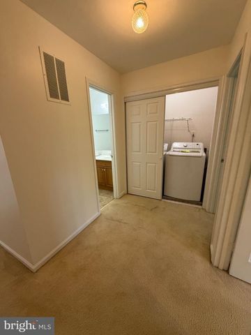 338 NANSEMOND ST SE, Leesburg, VA 20175
