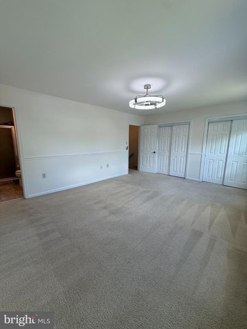 338 NANSEMOND ST SE, Leesburg, VA 20175