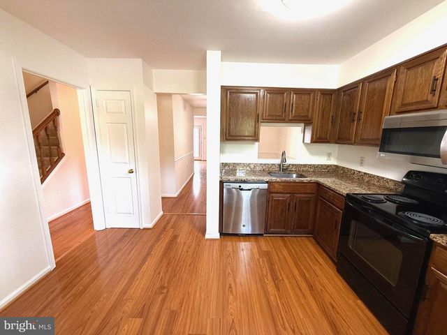 338 NANSEMOND ST SE, Leesburg, VA 20175