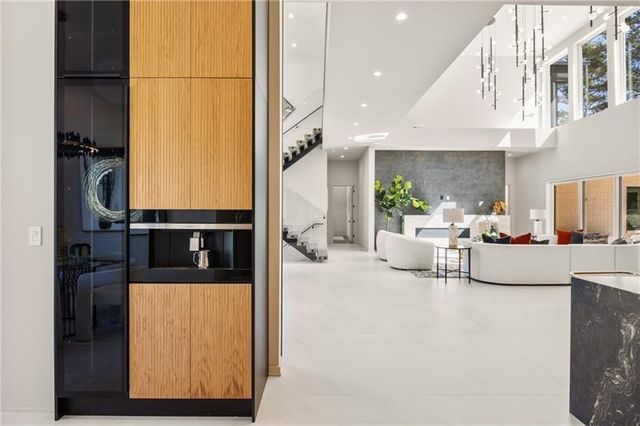 6531 Long Acres Drive, Sandy Springs, GA 30328