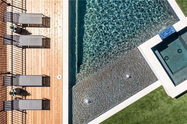 6531 Long Acres Drive, Sandy Springs, GA 30328