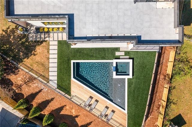 6531 Long Acres Drive, Sandy Springs, GA 30328