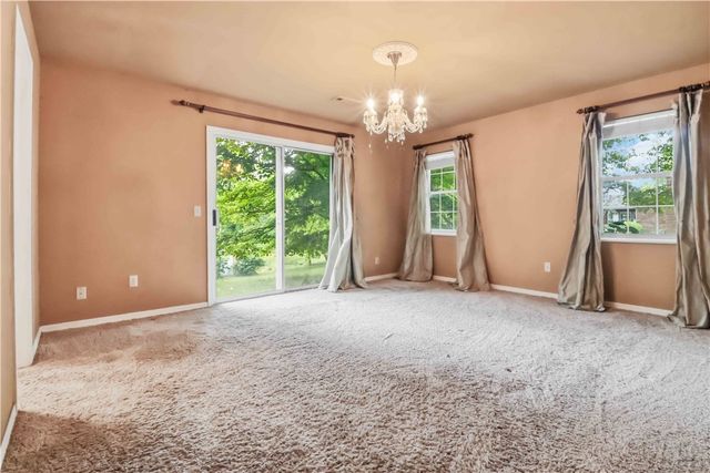 2560 Orchard Hill Road, Siloam Springs, AR 72761