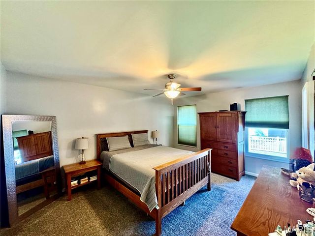 2766 Brookmeadow Drive, Belleville, IL 62221
