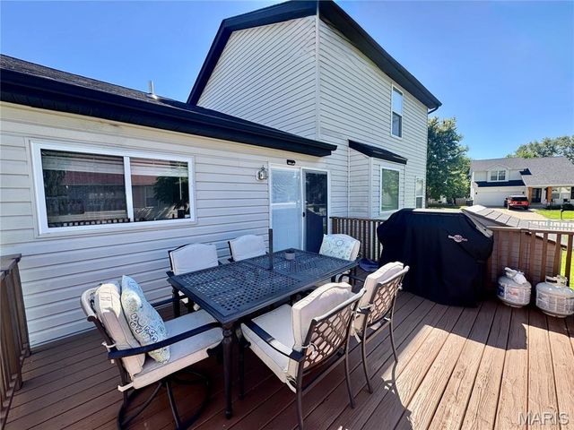 2766 Brookmeadow Drive, Belleville, IL 62221