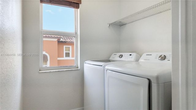 6002 SW 8th St 3, West Miami, FL 33144