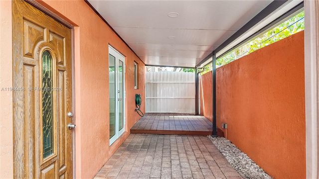 6002 SW 8th St 3, West Miami, FL 33144