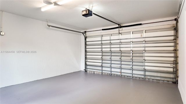 6002 SW 8th St 3, West Miami, FL 33144