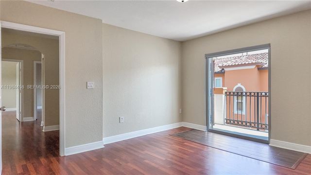 6002 SW 8th St 3, West Miami, FL 33144