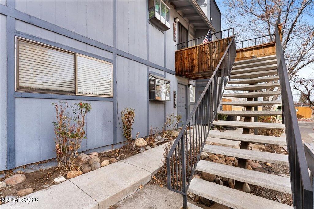 Image 2 of property listing at 2177 Kietzke Lane D, Reno, NV 89502