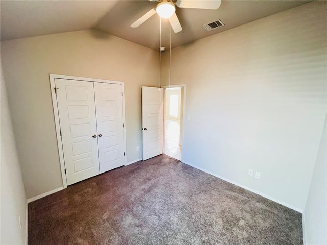 201 Oakstone DR, Georgetown, TX 78628