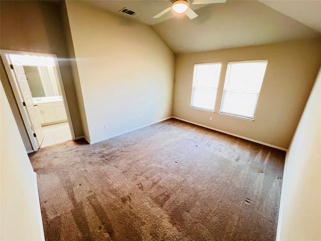 201 Oakstone DR, Georgetown, TX 78628