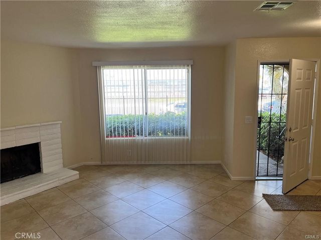 117 Tiger Lane, San Jacinto, CA 92583