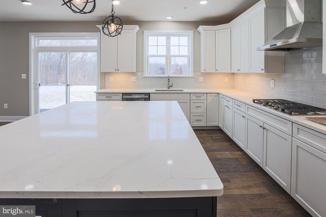 2507 MOUNTAIN RD, Joppa, MD 21085