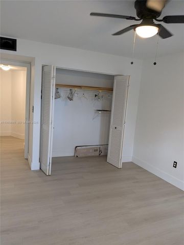 601 Ives Dairy Rd 103-8, Miami, FL 33179