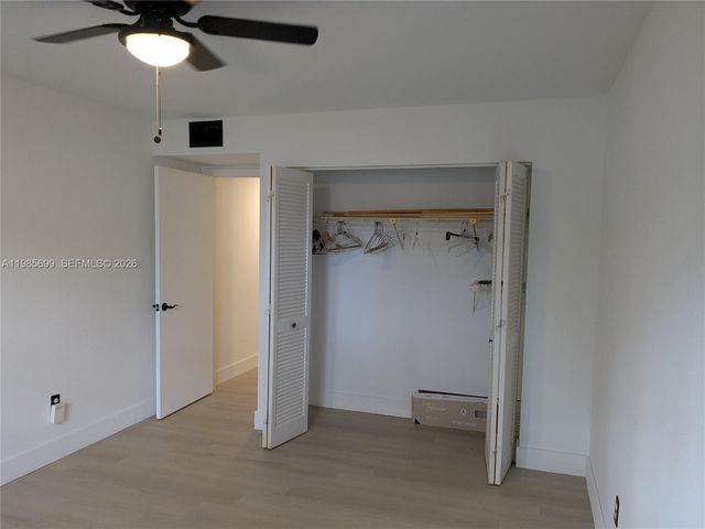 601 Ives Dairy Rd 103-8, Miami, FL 33179