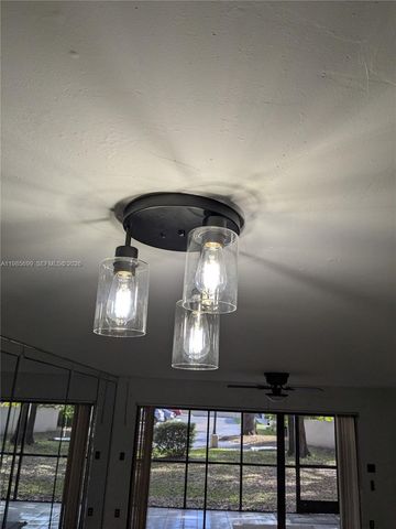 601 Ives Dairy Rd 103-8, Miami, FL 33179