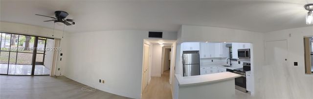 601 Ives Dairy Rd 103-8, Miami, FL 33179