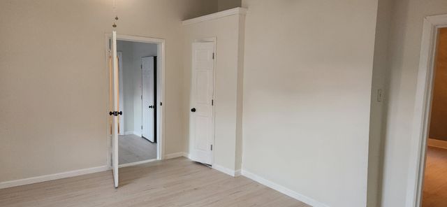 126 W End Ave, Centerville, TN 37033