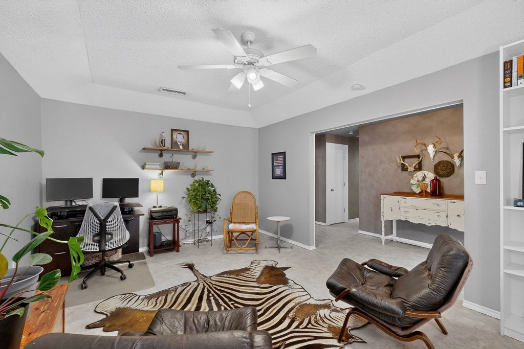 2060 Trailwood Drive W, Burleson, TX 76028 — photo 5