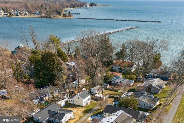 520 ARK HAVEN RD, Tracys Landing, MD 20779