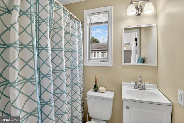 520 ARK HAVEN RD, Tracys Landing, MD 20779