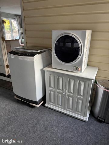 520 ARK HAVEN RD, Tracys Landing, MD 20779