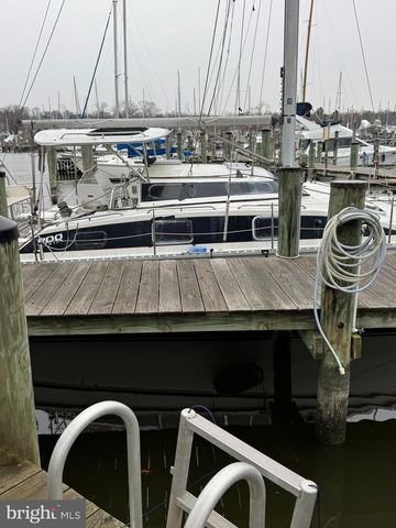 520 ARK HAVEN RD, Tracys Landing, MD 20779