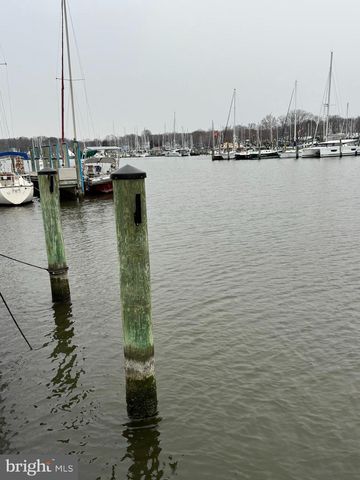 520 ARK HAVEN RD, Tracys Landing, MD 20779