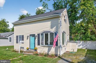 520 ARK HAVEN RD, Tracys Landing, MD 20779