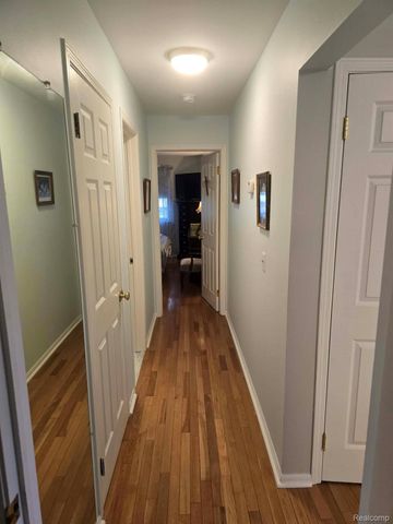 3506 Holland Park Lane, Port Huron, MI 48060