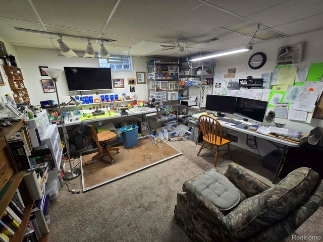 3506 Holland Park Lane, Port Huron, MI 48060