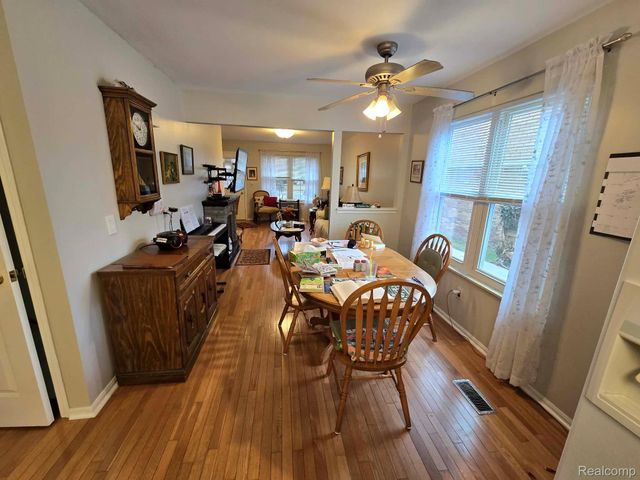 3506 Holland Park Lane, Port Huron, MI 48060