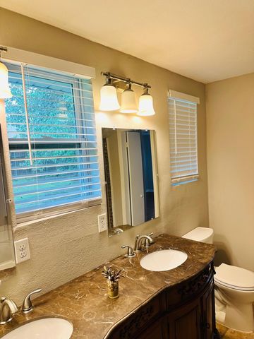 411 E Alexander Lane, Euless, TX 76040