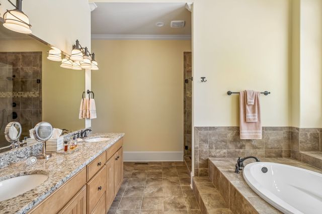 2534 Belle Brook Dr, Franklin, TN 37067