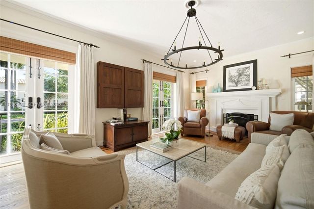 1231 Catalonia Ave, Coral Gables, FL 33134