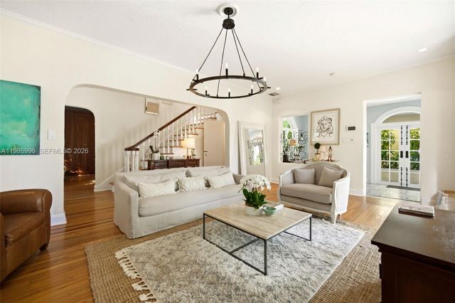 1231 Catalonia Ave, Coral Gables, FL 33134