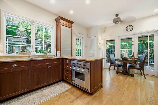 1231 Catalonia Ave, Coral Gables, FL 33134